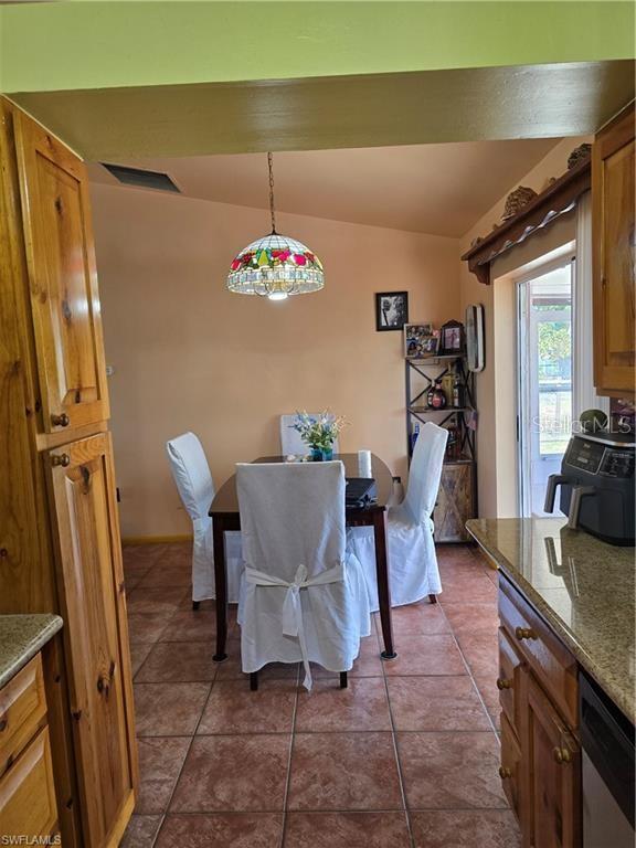 Image 6 of 39 For 1017 15th Street