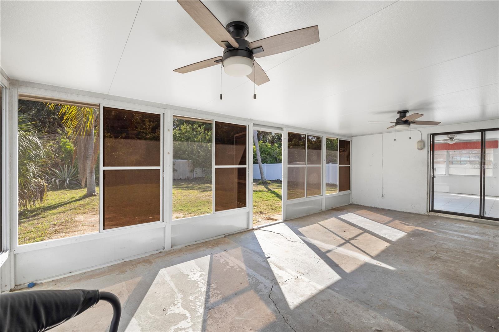 Image 21 of 44 For 7840 Gulf Way