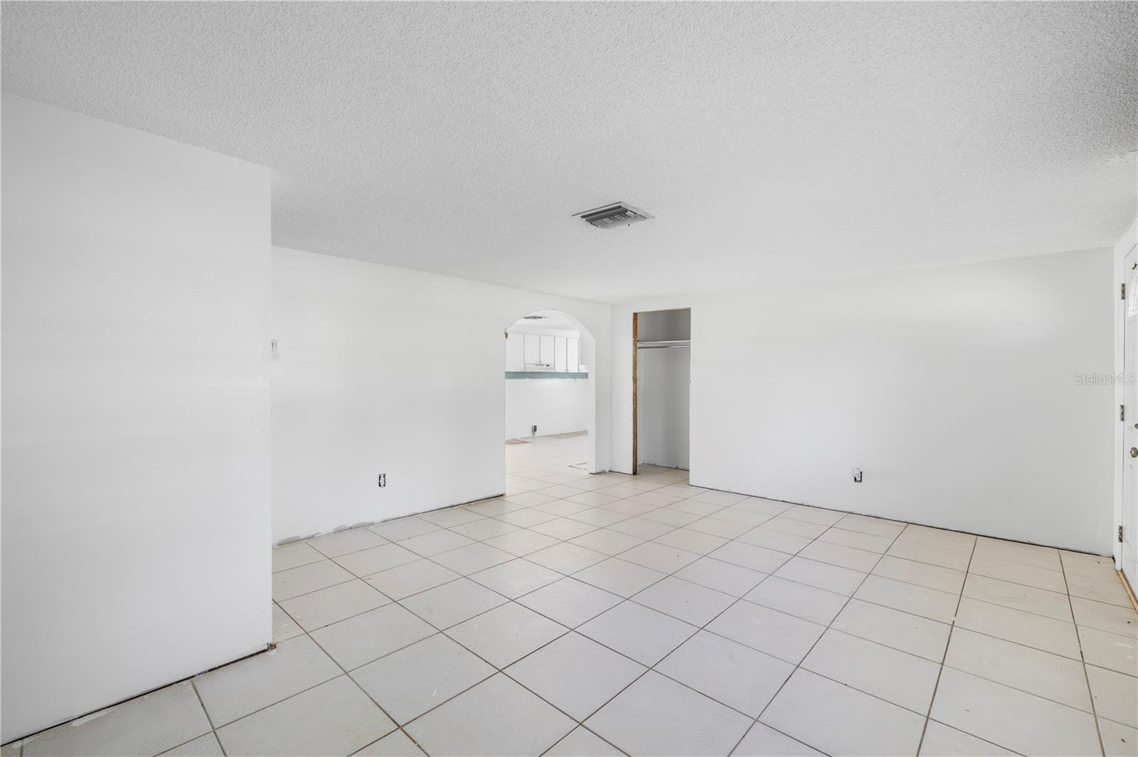 Image 23 of 44 For 7840 Gulf Way