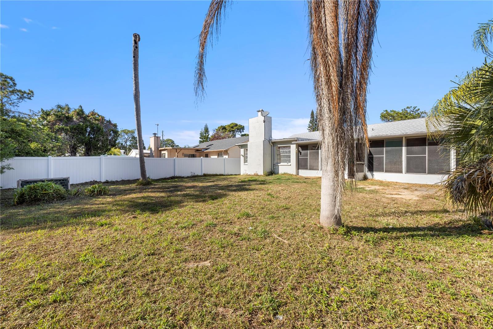 Image 27 of 44 For 7840 Gulf Way