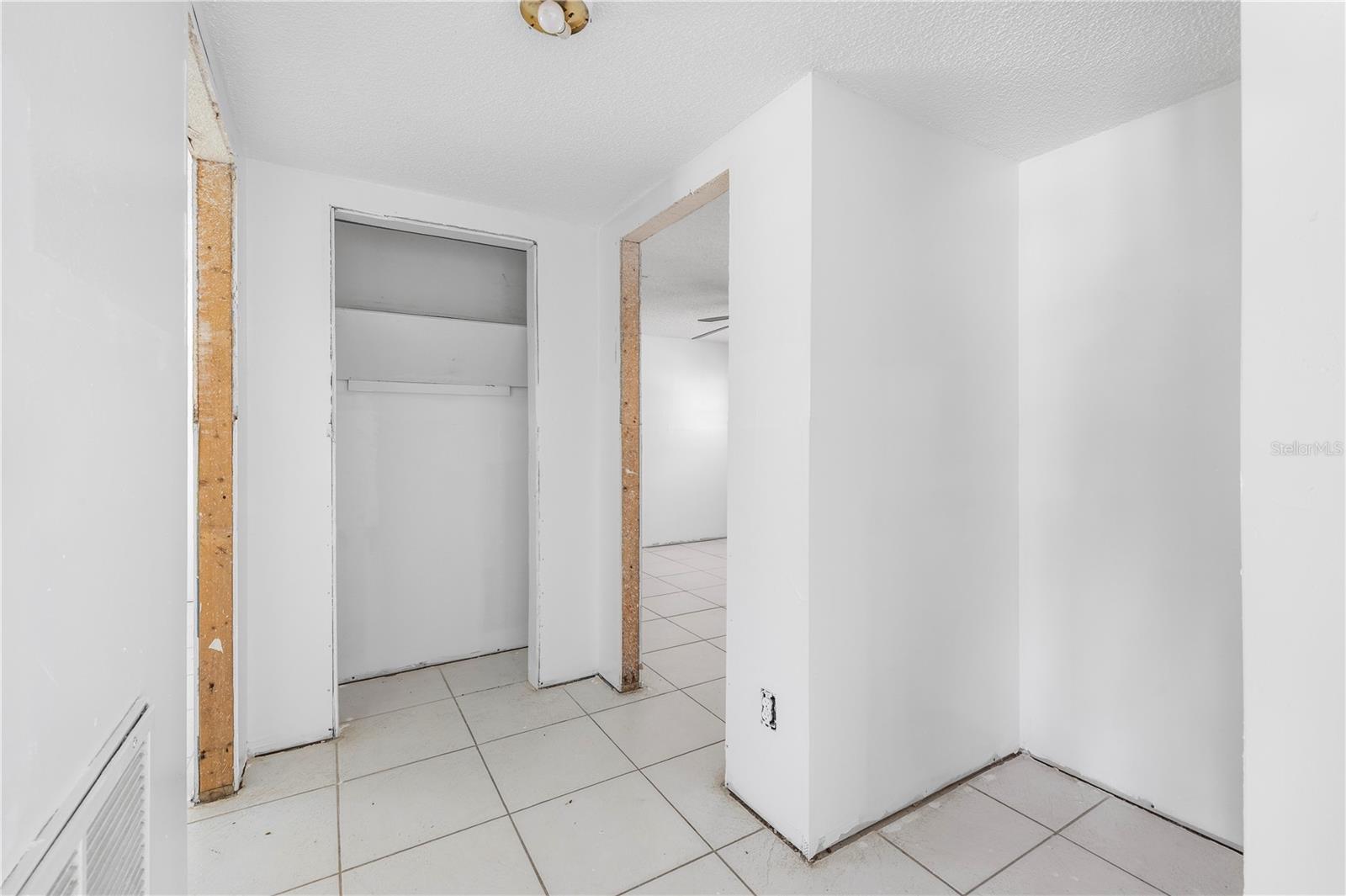 Image 3 of 44 For 7840 Gulf Way