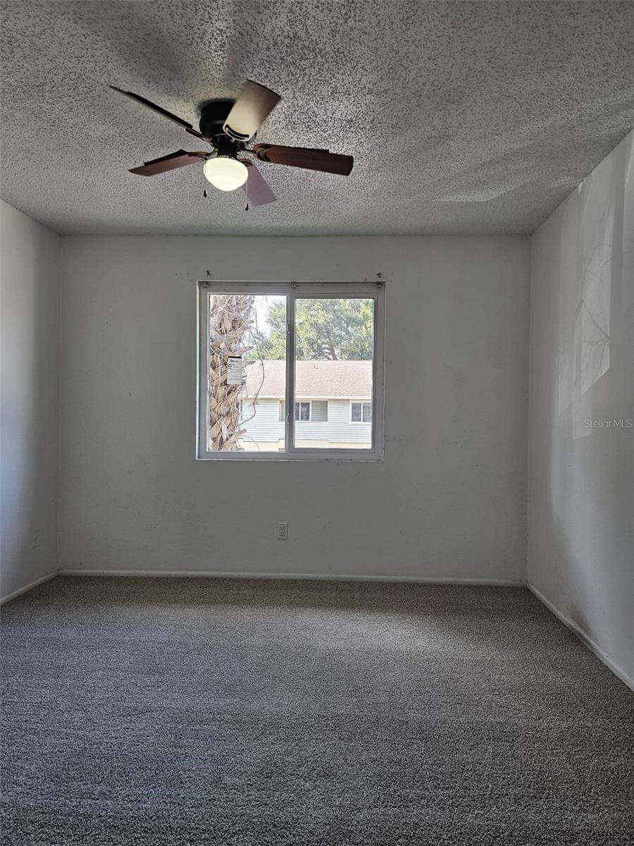 Image 10 of 15 For 247 Thorn Tree Place 247