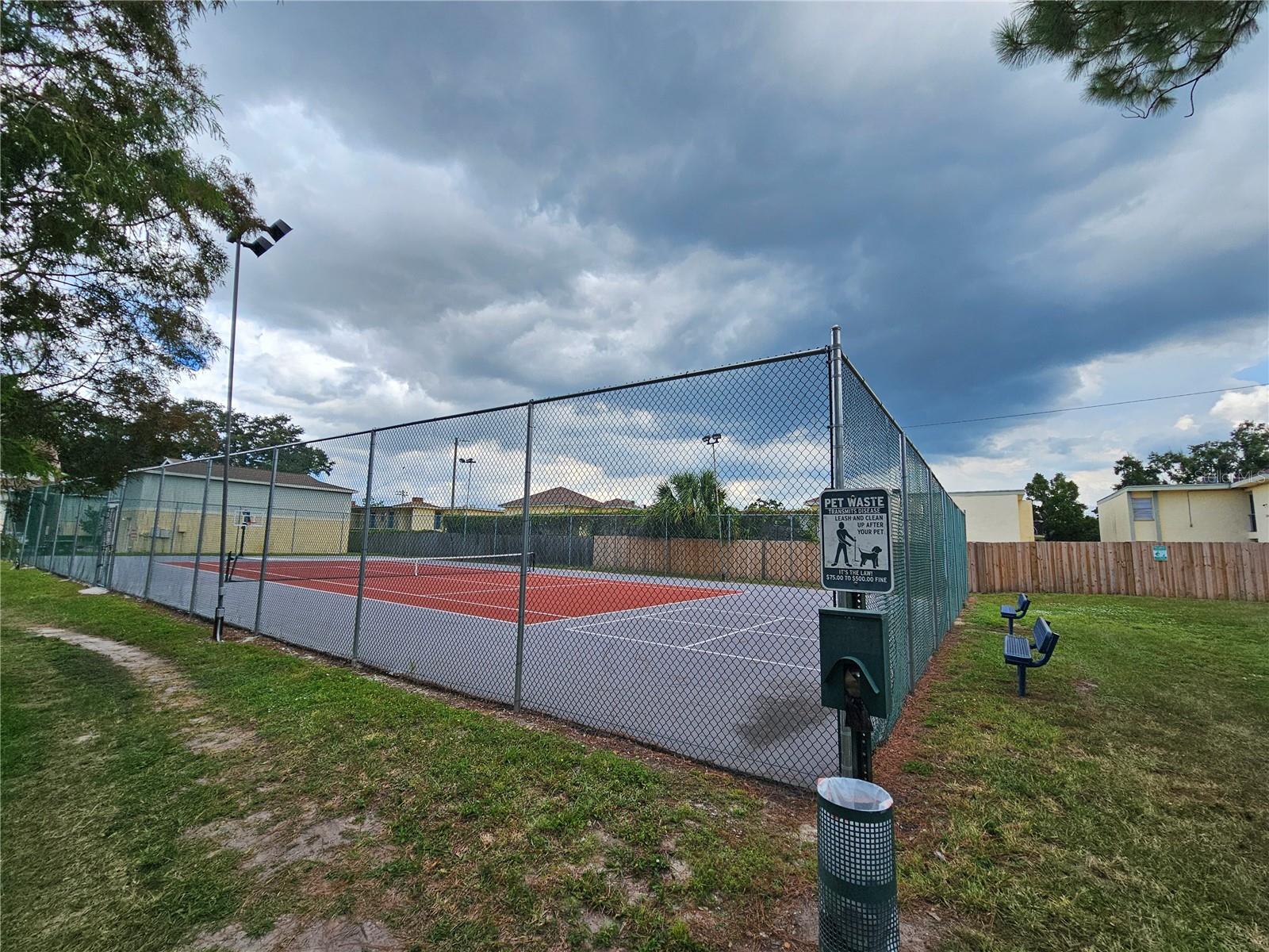 Image 15 of 15 For 247 Thorn Tree Place 247