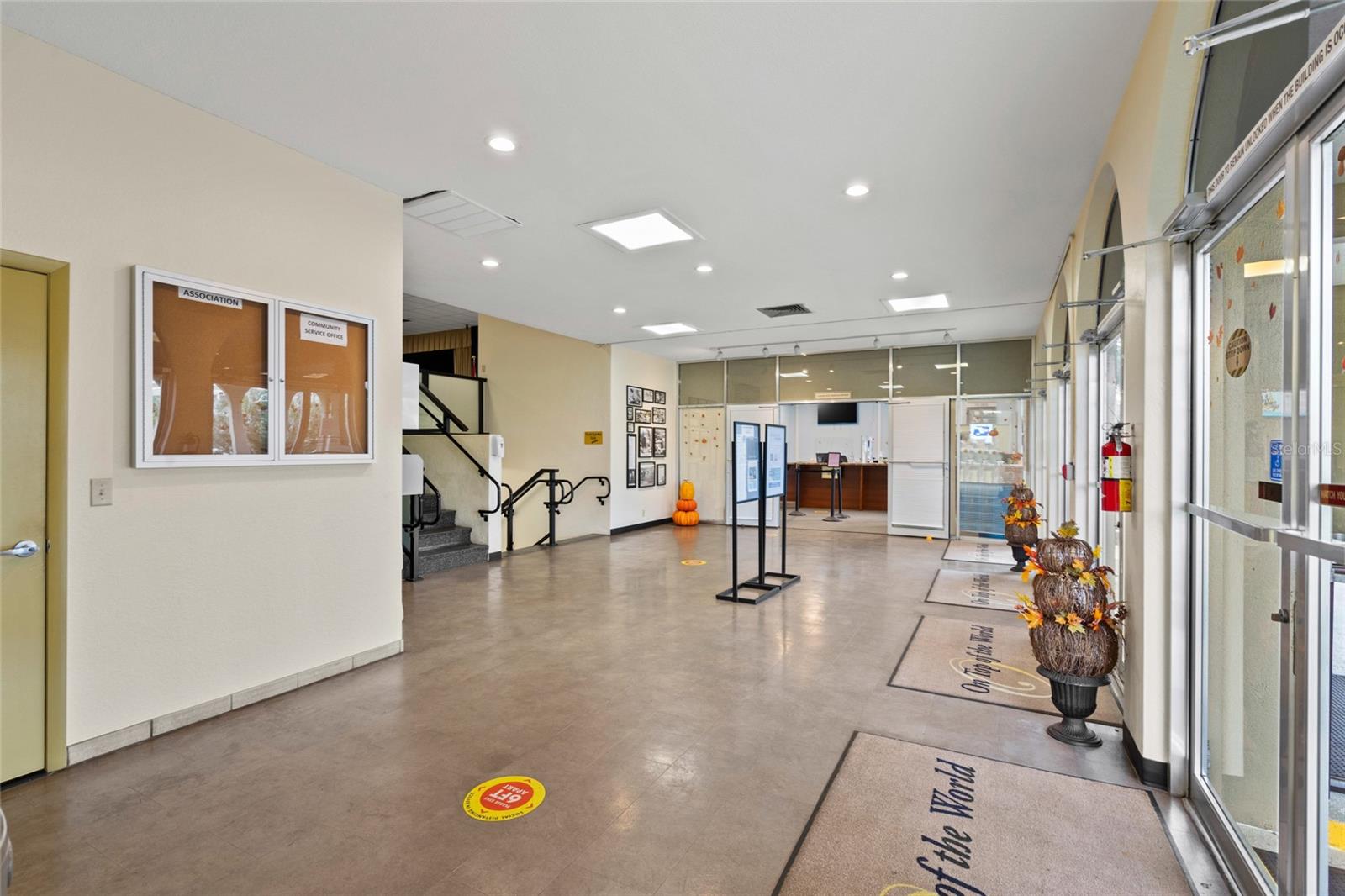 Image 37 of 42 For 2416 World Parkway Boulevard 26