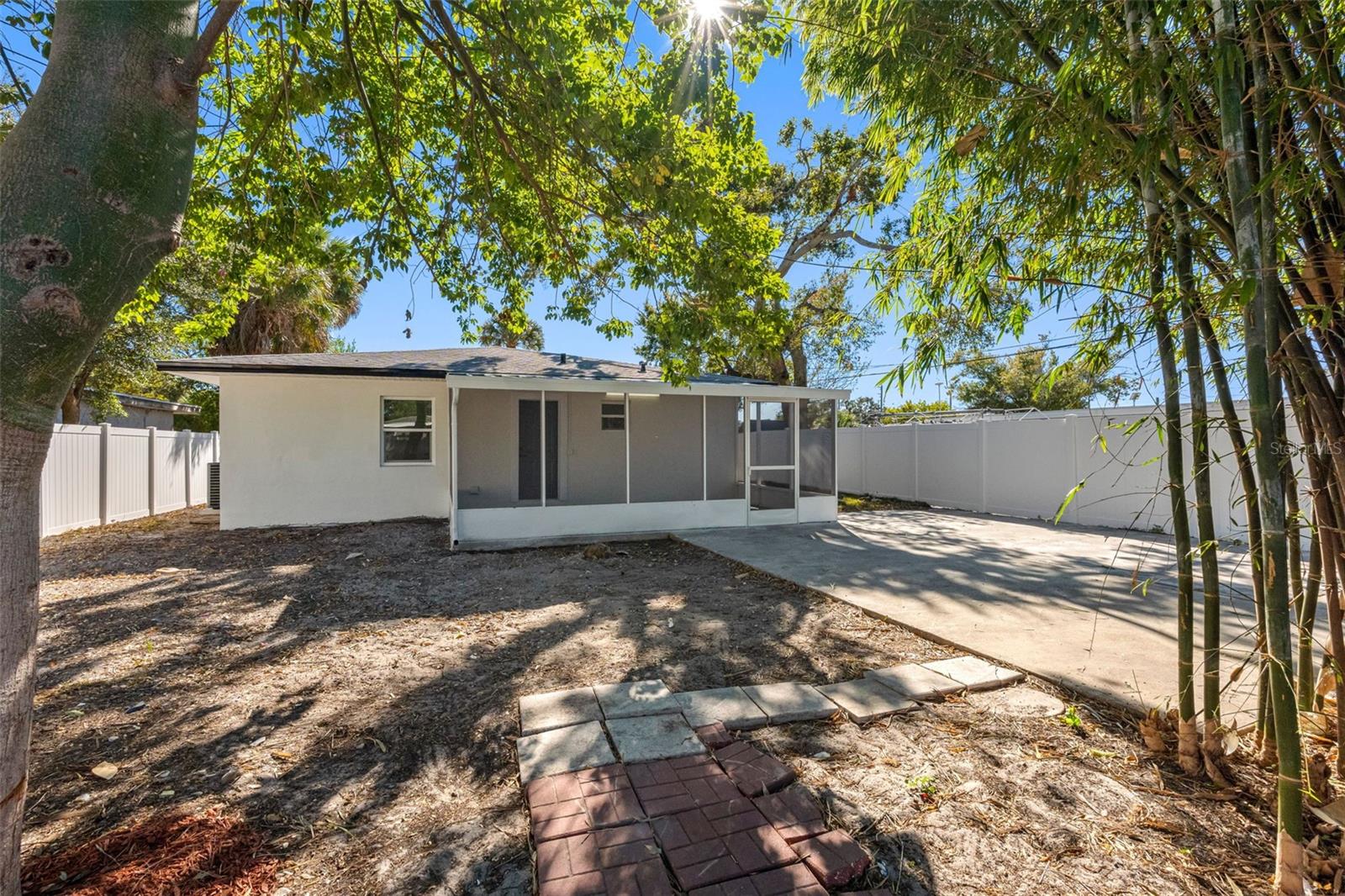 Image 35 of 72 For 4819 21st Avenue S