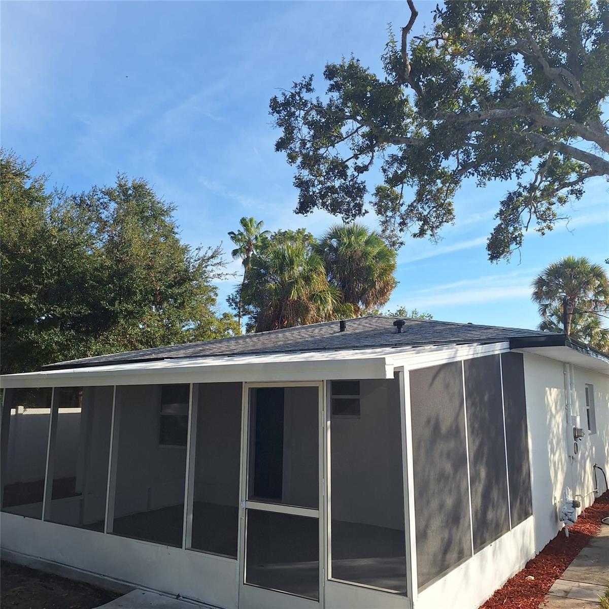 Image 37 of 72 For 4819 21st Avenue S