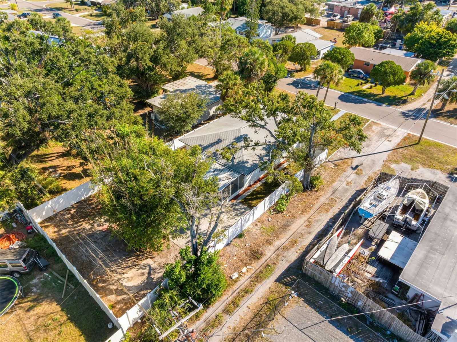 Image 62 of 72 For 4819 21st Avenue S