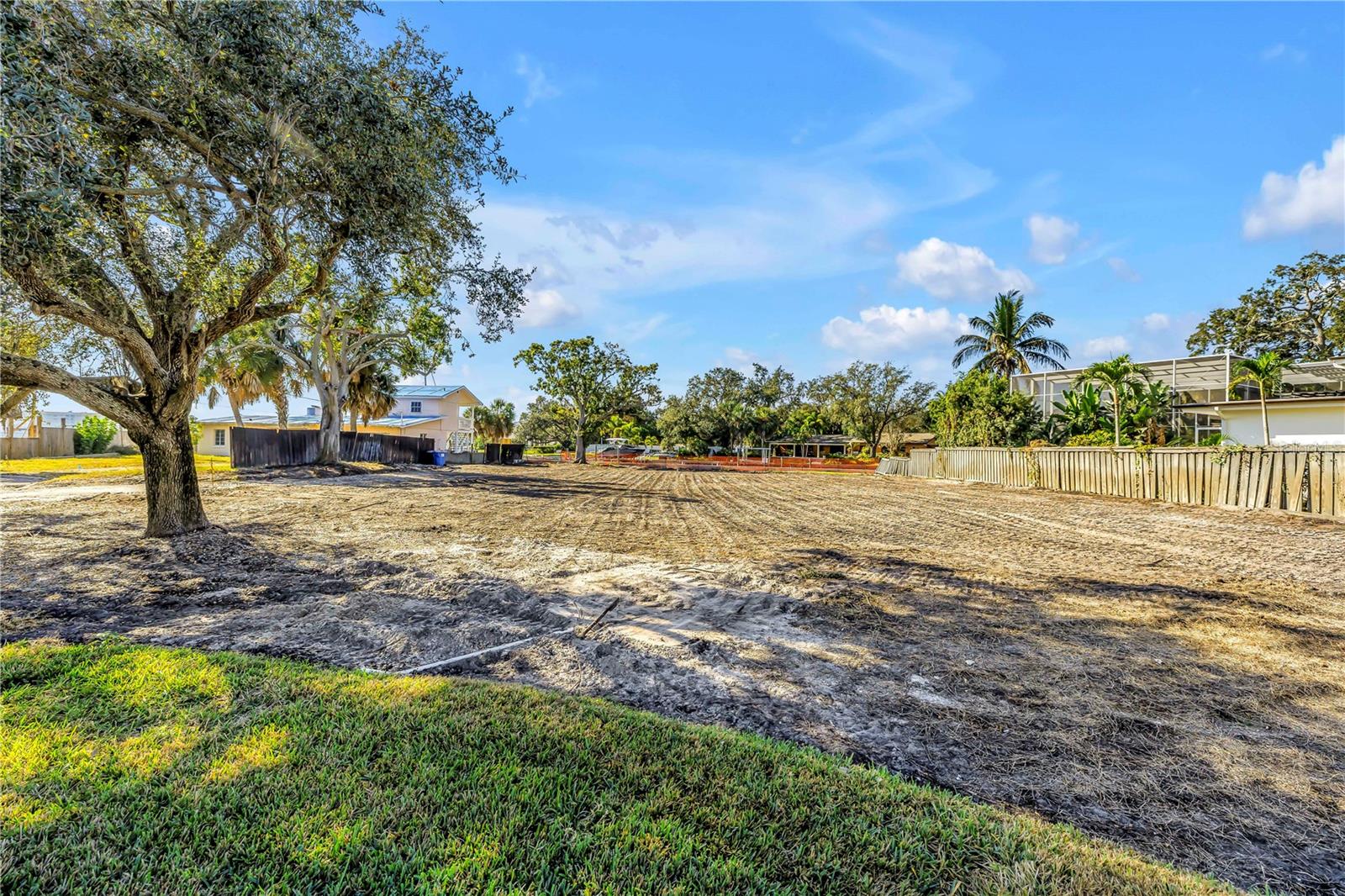 Image 6 of 13 For 4811 Paradise Way S