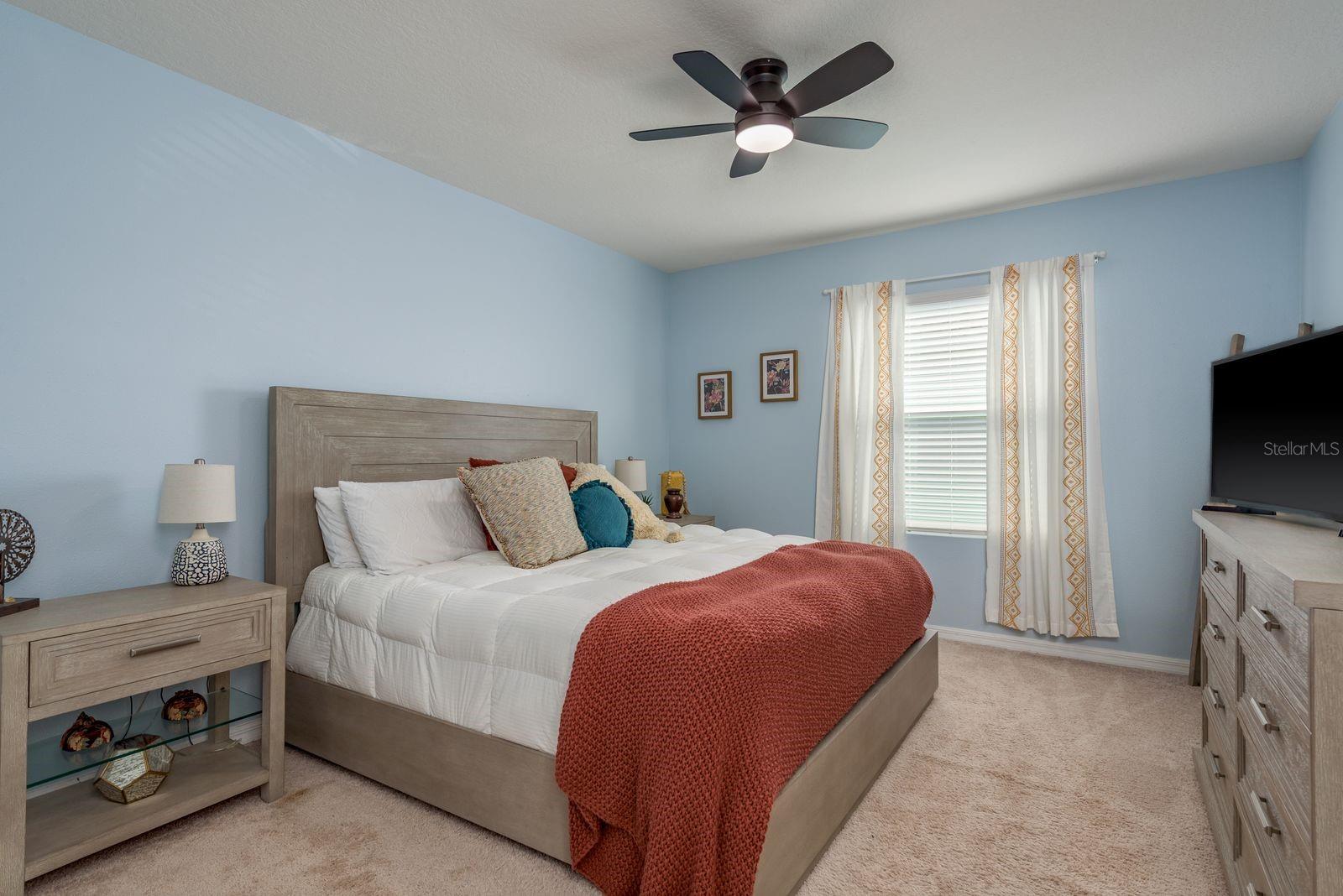 Image 9 of 46 For 16168 Glowing Grove Avenue