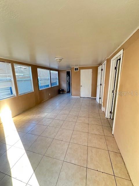 Image 2 of 21 For 4638 38th Avenue N