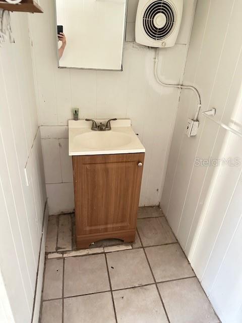 Image 6 of 21 For 4638 38th Avenue N