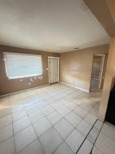 Image 9 of 21 For 4638 38th Avenue N