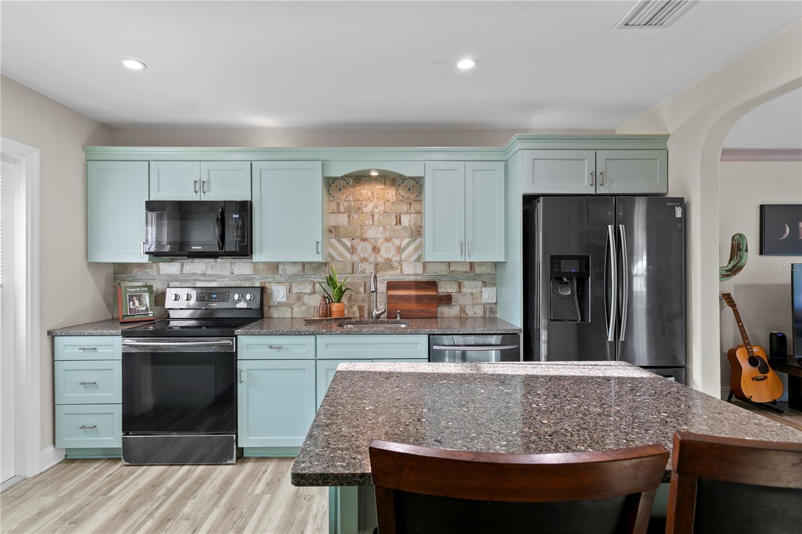 Image 10 of 32 For 2444 35th Street N