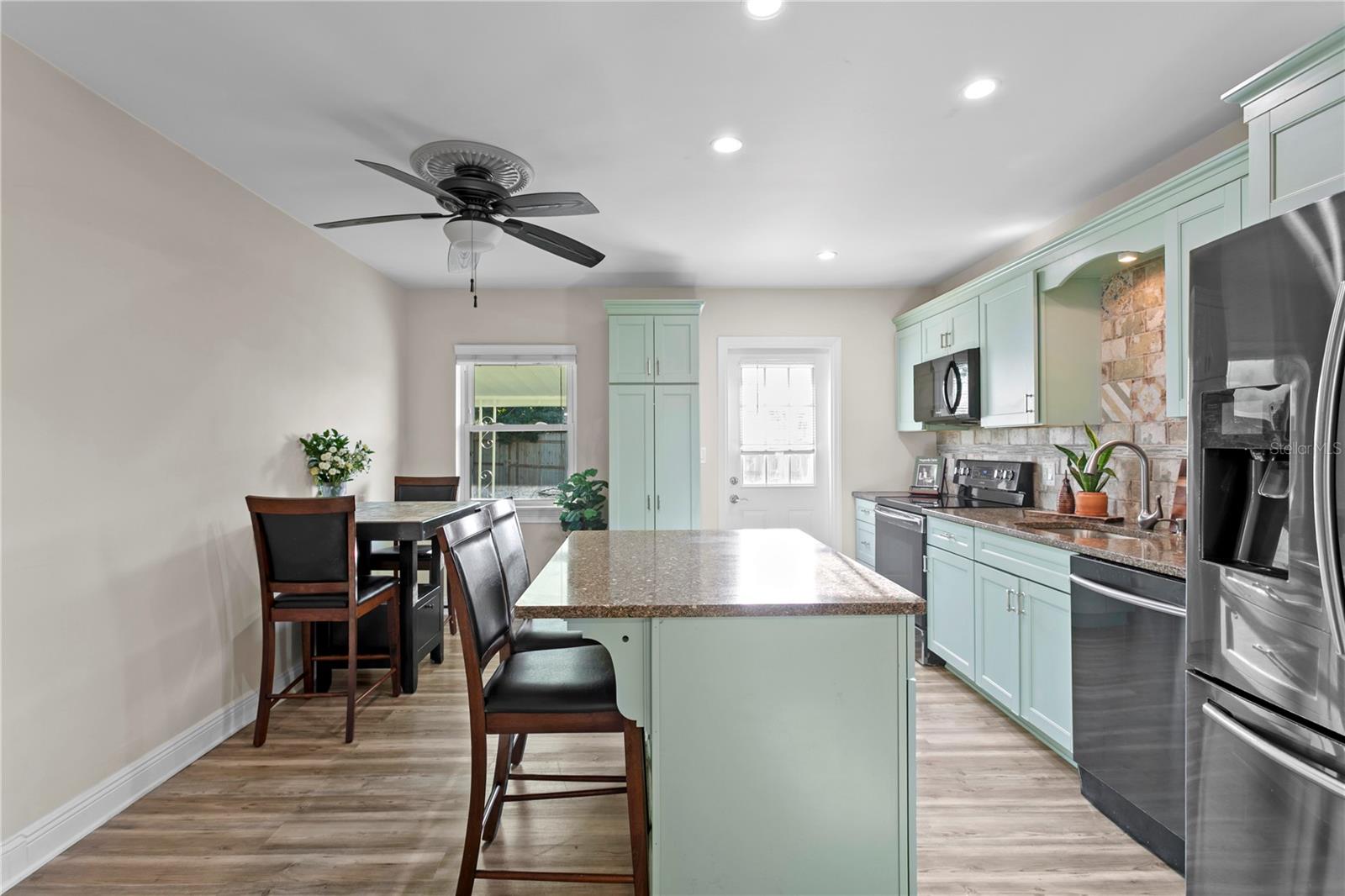 Image 12 of 32 For 2444 35th Street N