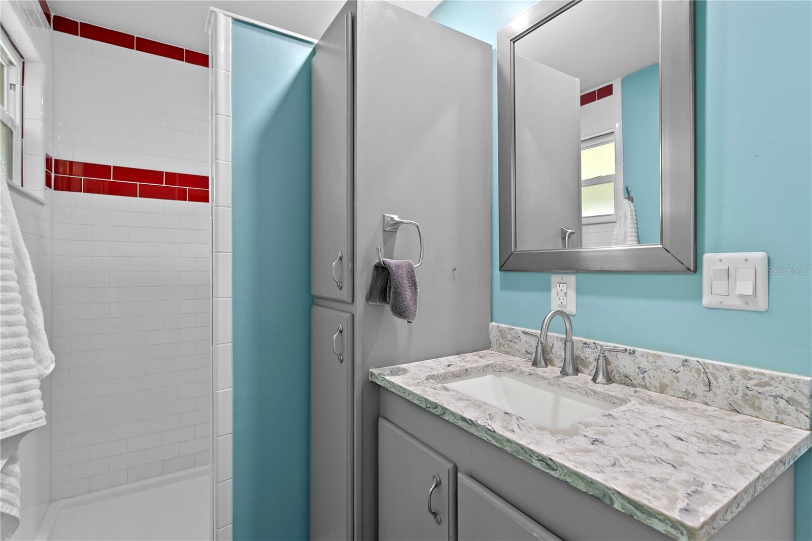 Image 22 of 32 For 2444 35th Street N