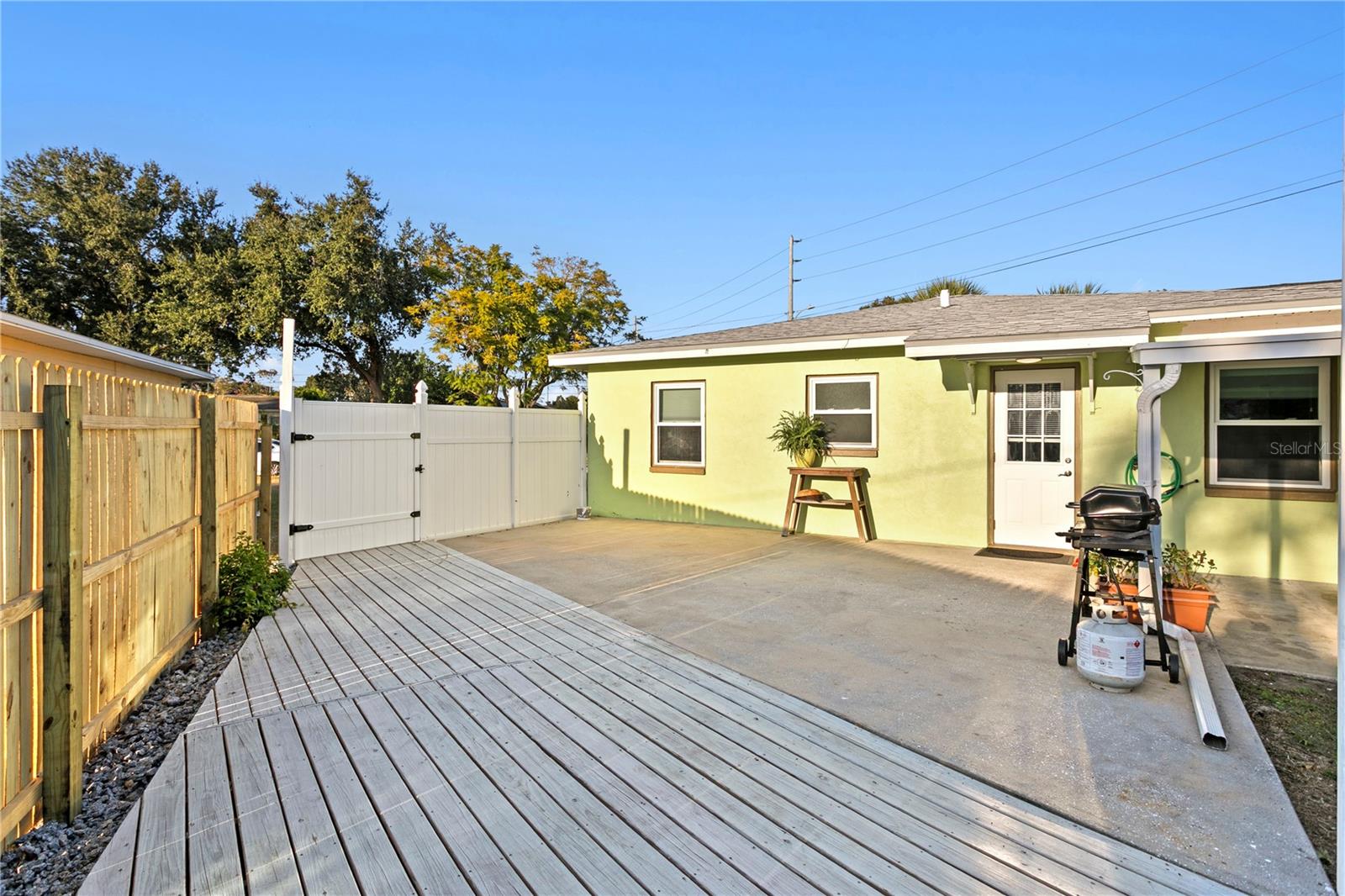 Image 26 of 32 For 2444 35th Street N