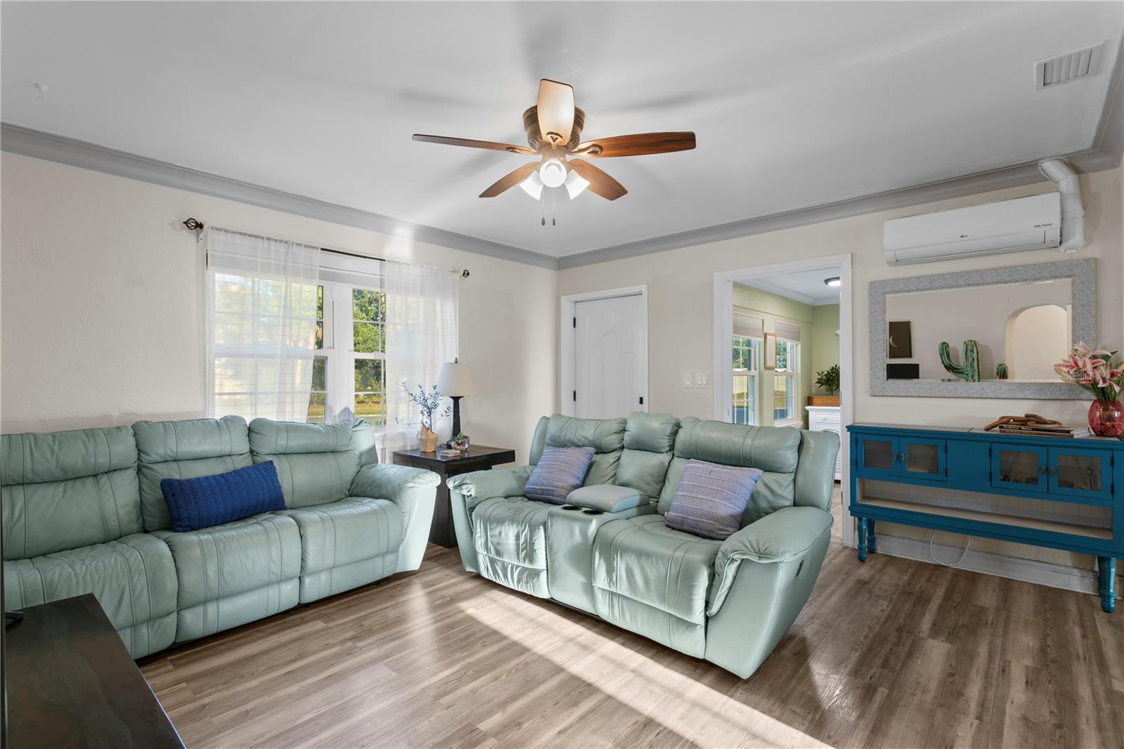 Image 8 of 32 For 2444 35th Street N