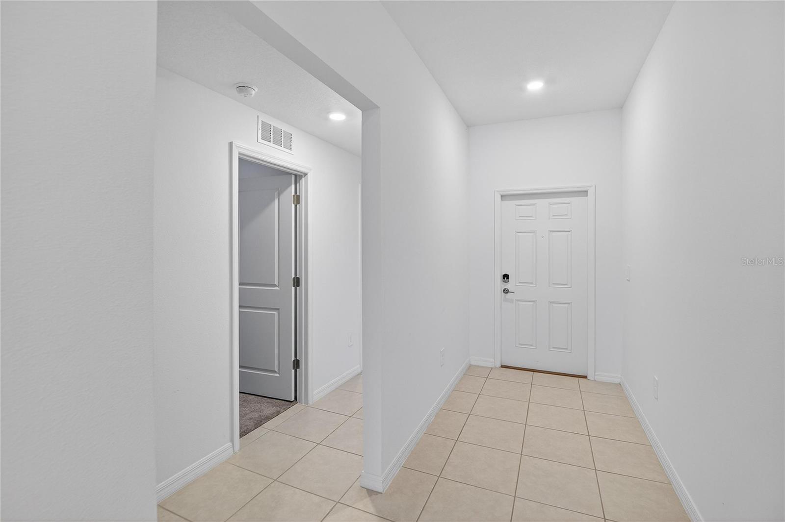 Image 3 of 20 For 13084 Garnet Raspberry Ave