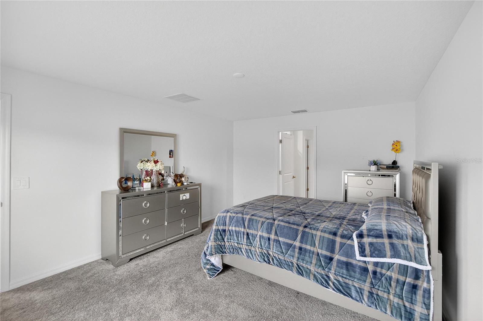 Image 9 of 20 For 13084 Garnet Raspberry Ave