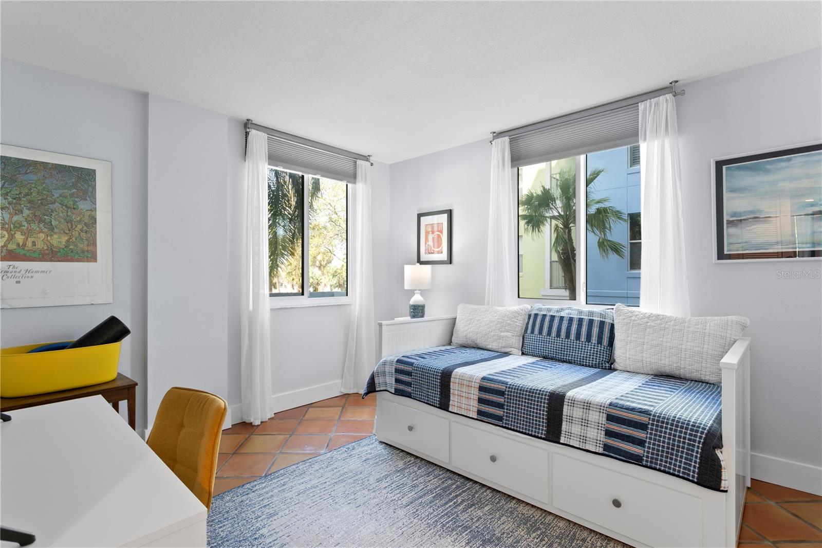 Image 23 of 42 For 201 Laurel Street 212