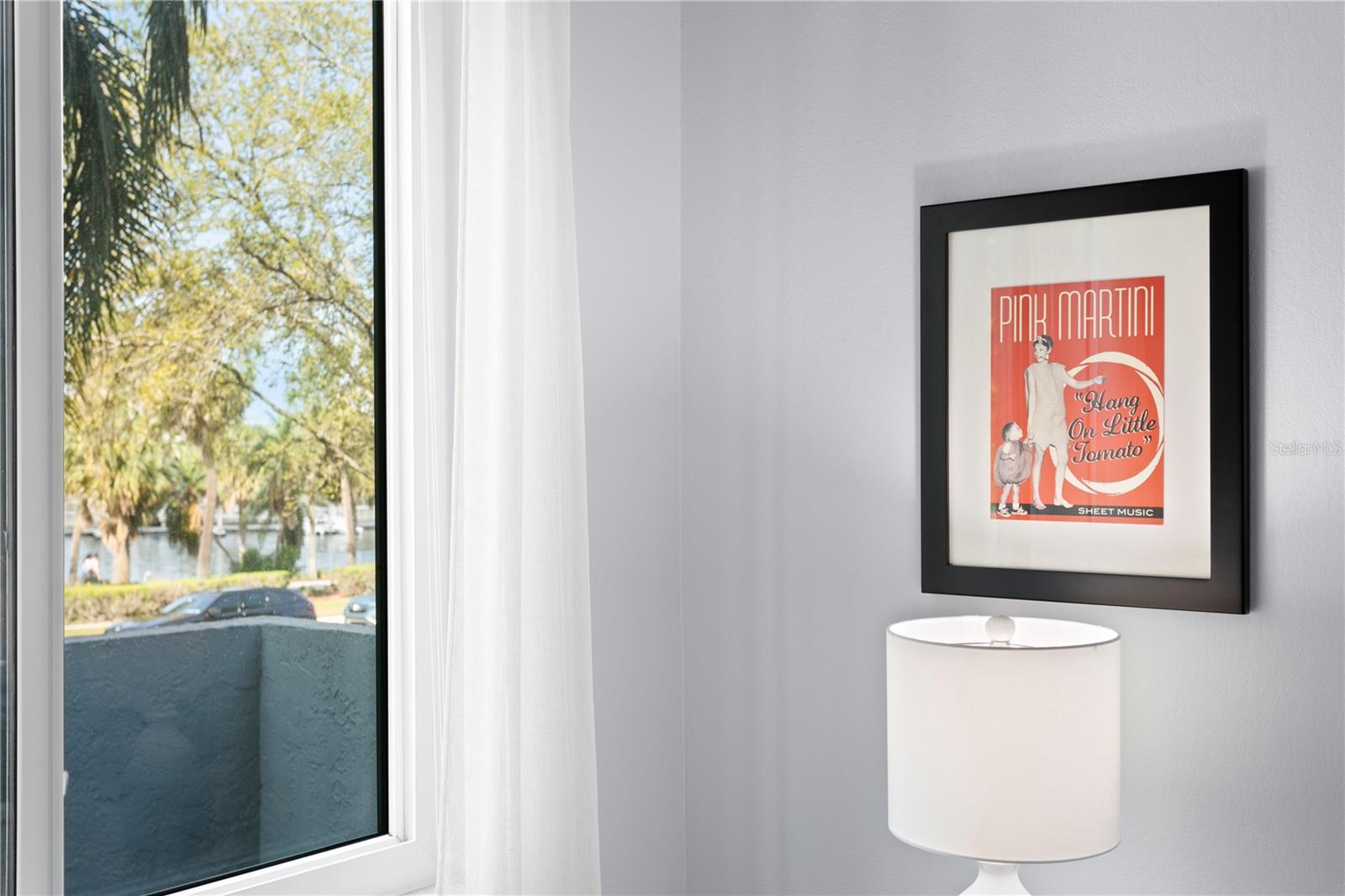 Image 24 of 42 For 201 Laurel Street 212