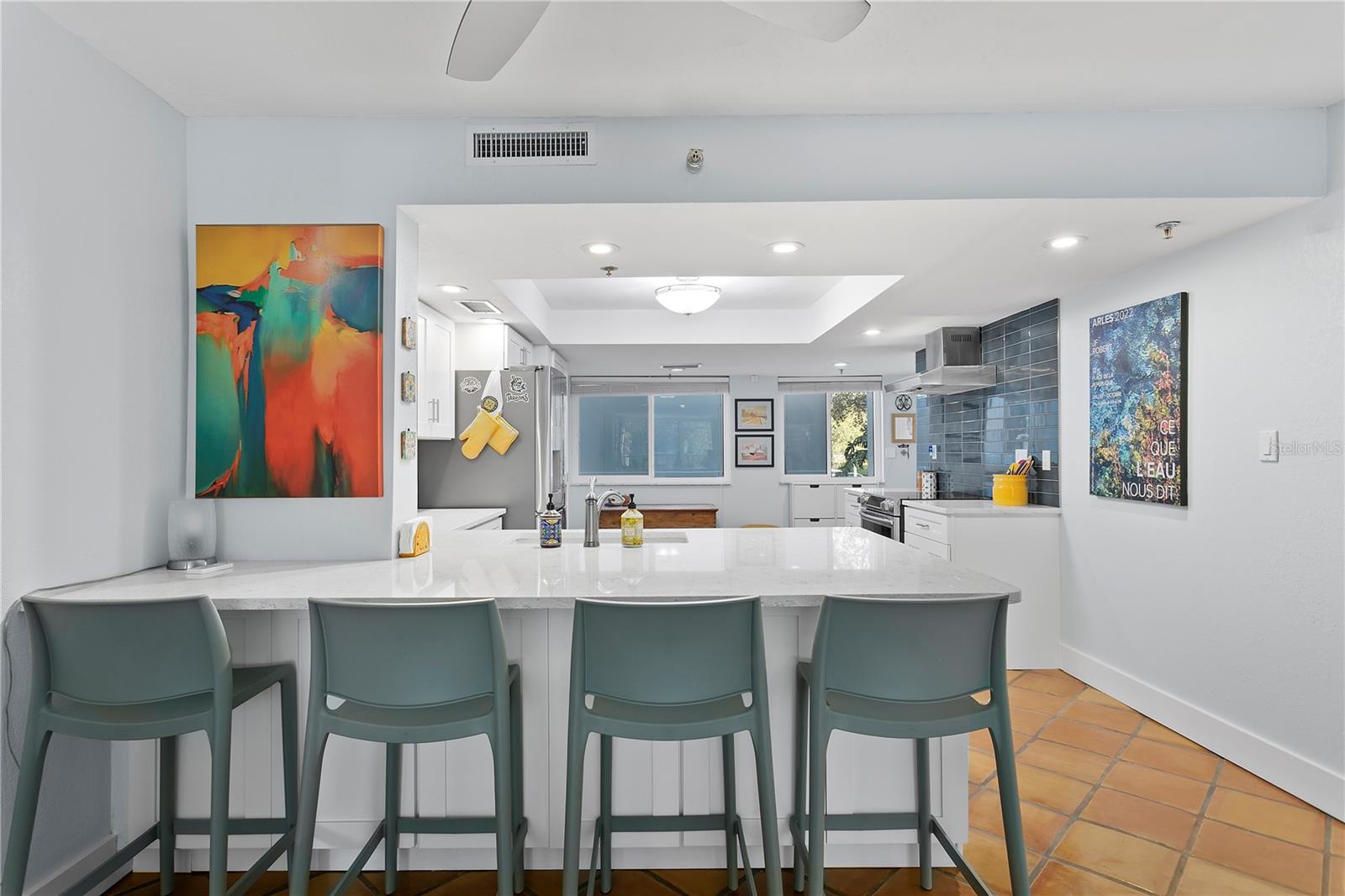 Image 6 of 42 For 201 Laurel Street 212