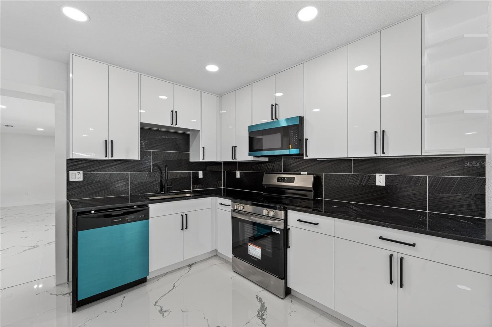 Image 22 of 100 For 4712 Serena Drive