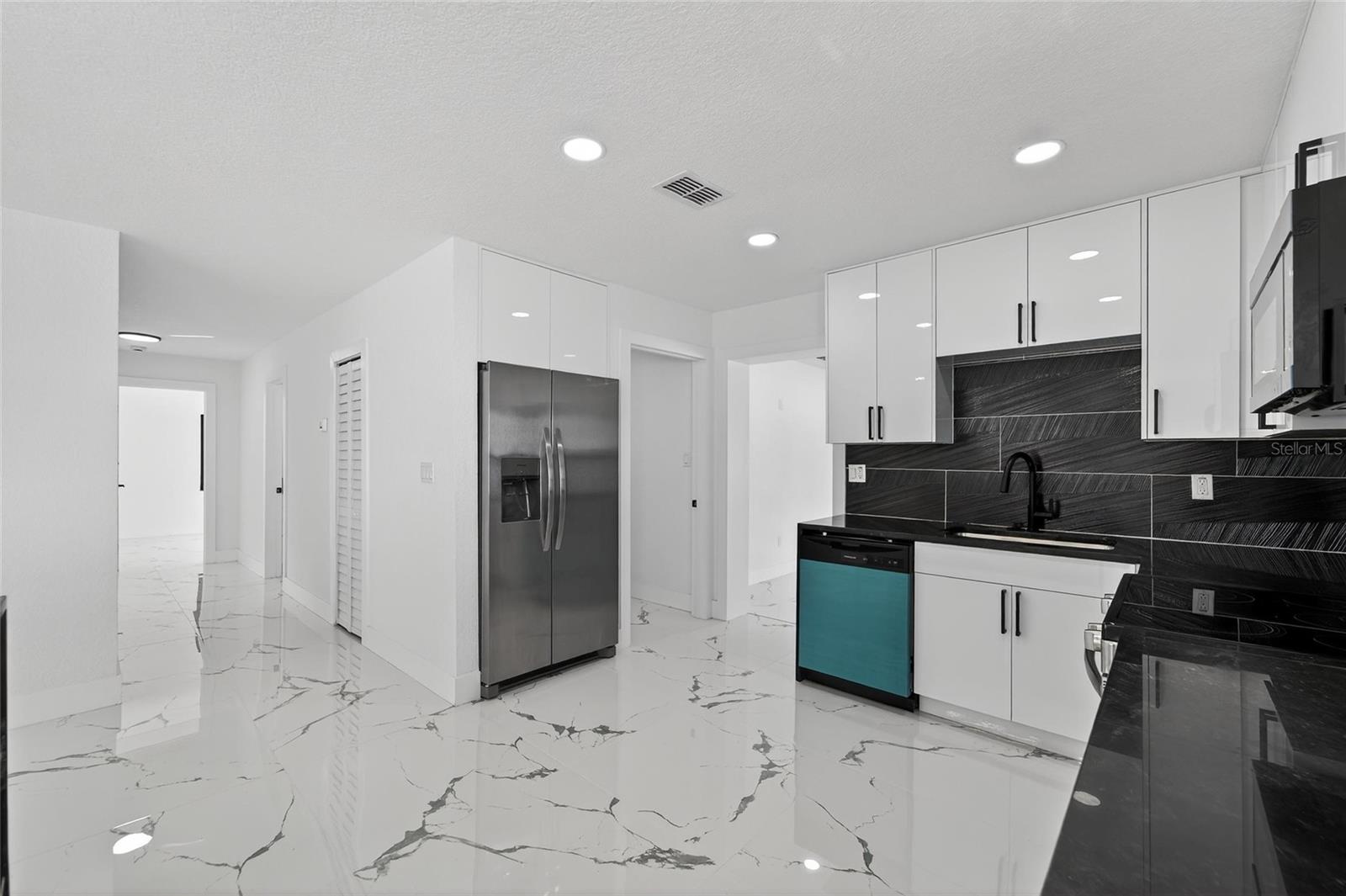 Image 23 of 100 For 4712 Serena Drive