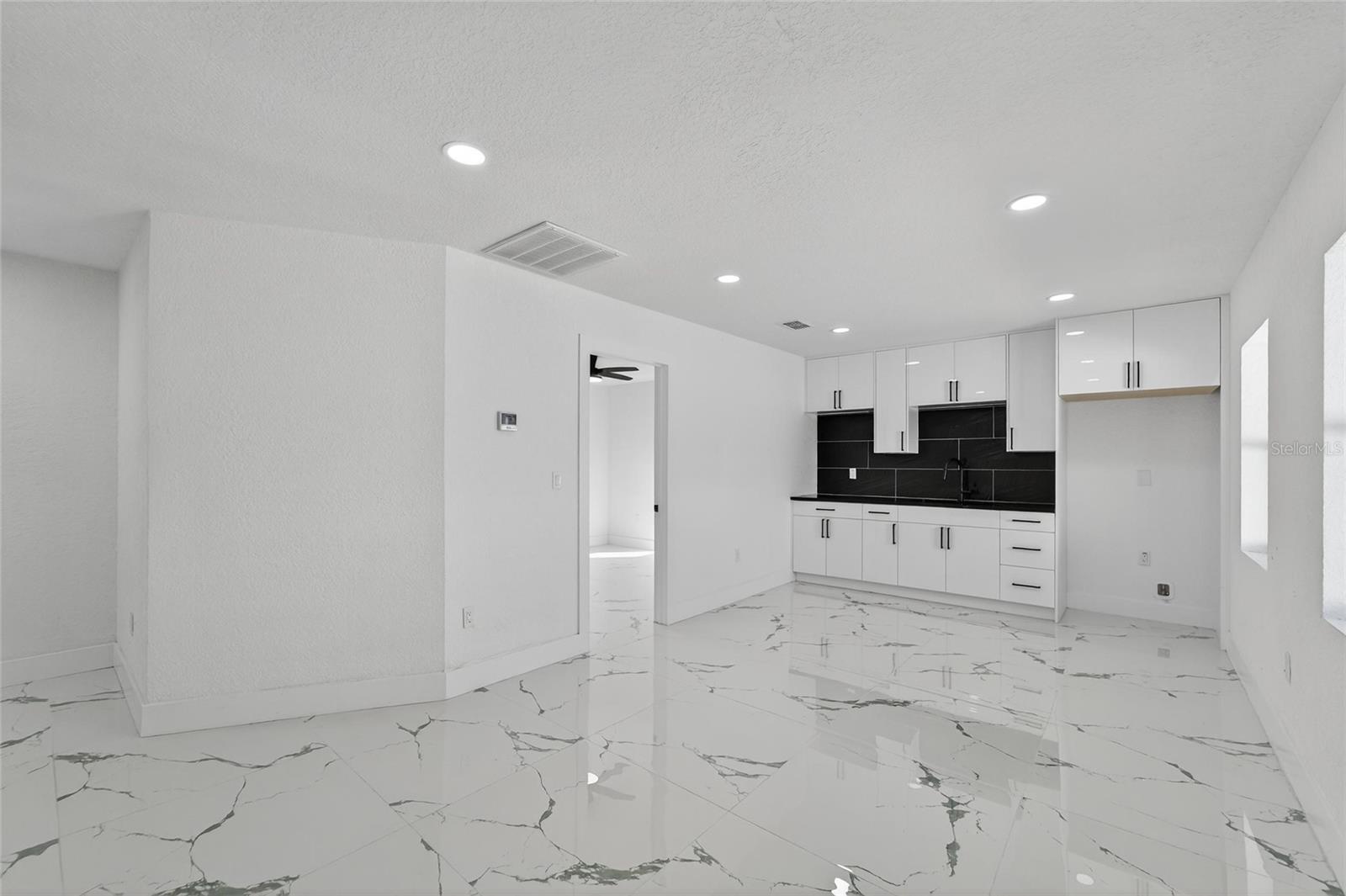 Image 36 of 100 For 4712 Serena Drive