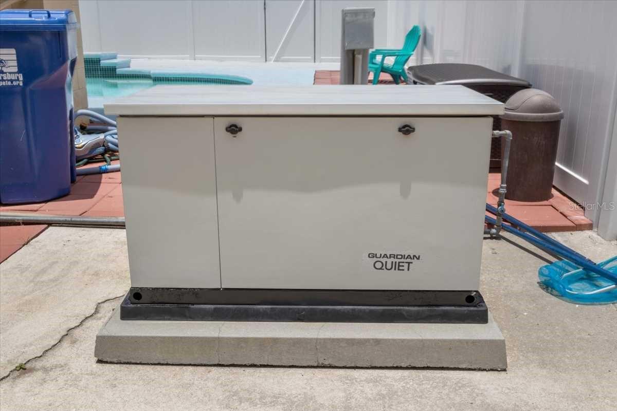 Image 21 of 21 For 5611 Burlington Avenue N