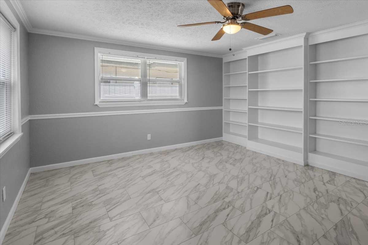 Image 4 of 21 For 5611 Burlington Avenue N