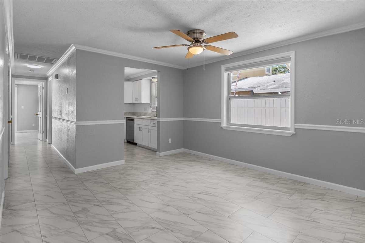 Image 7 of 21 For 5611 Burlington Avenue N