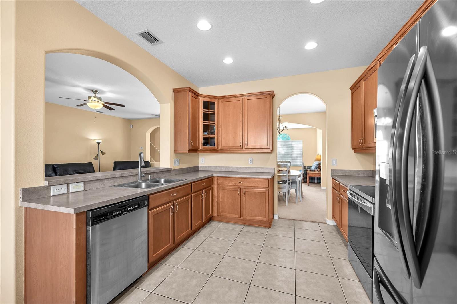 Listing photo id 11 for 608 Washita Stone Drive