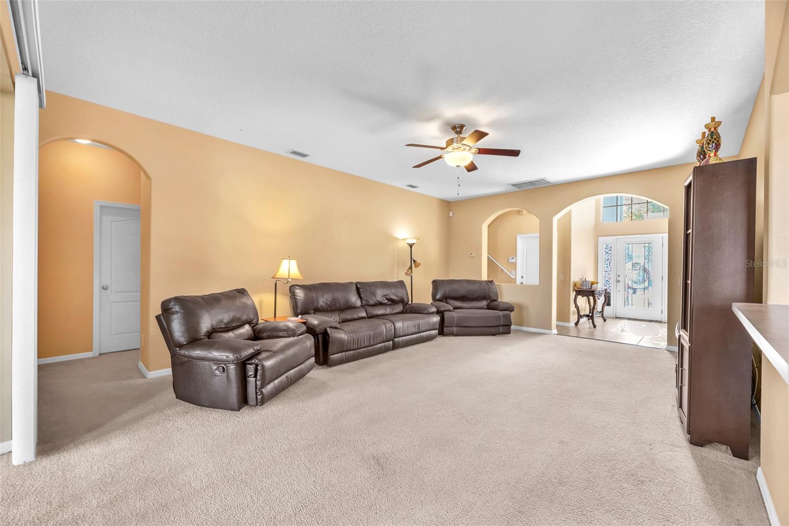 Listing photo id 1 for 608 Washita Stone Drive