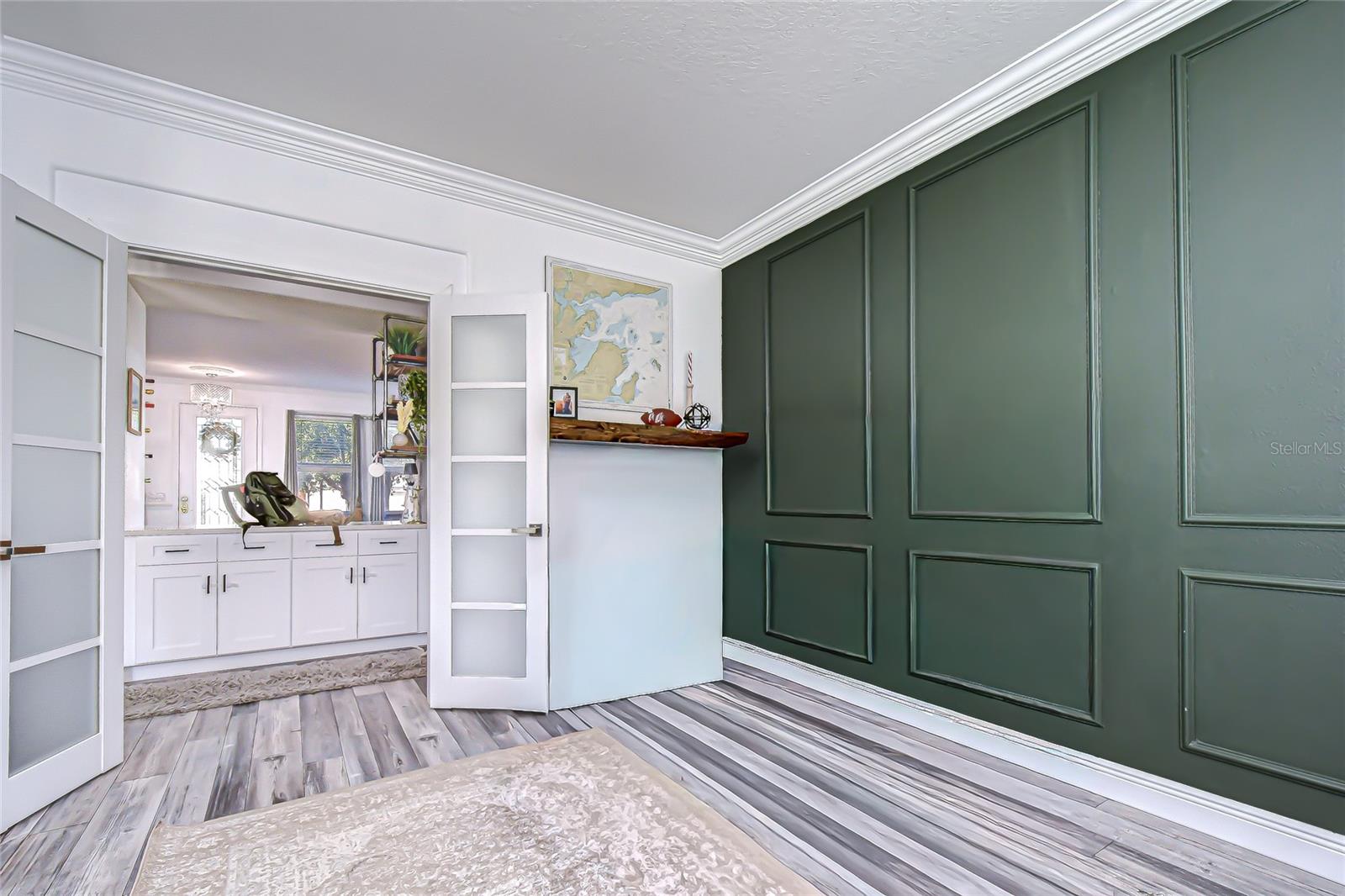 Listing photo id 3 for 10448 River Bream Drive