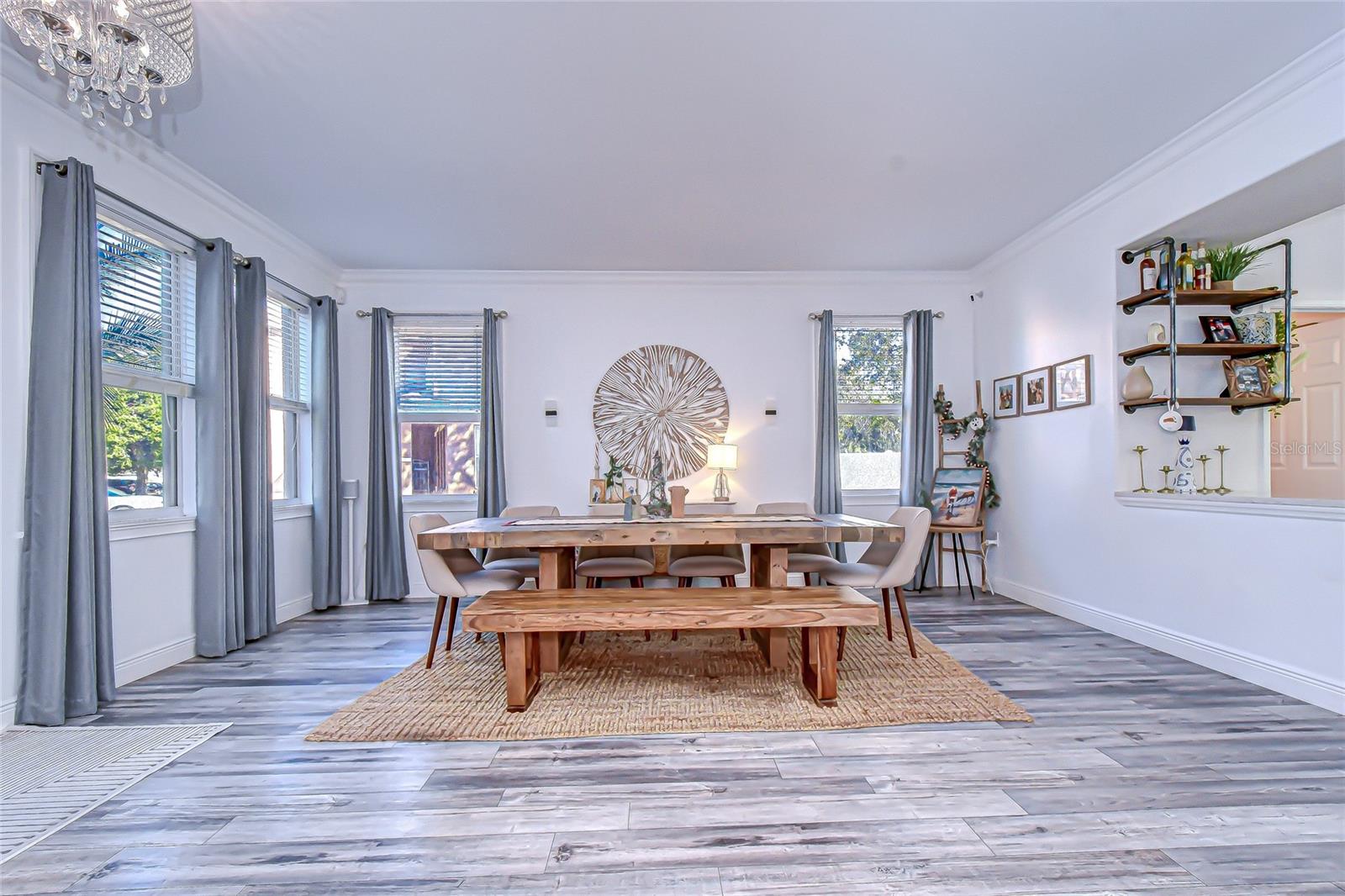 Listing photo id 5 for 10448 River Bream Drive