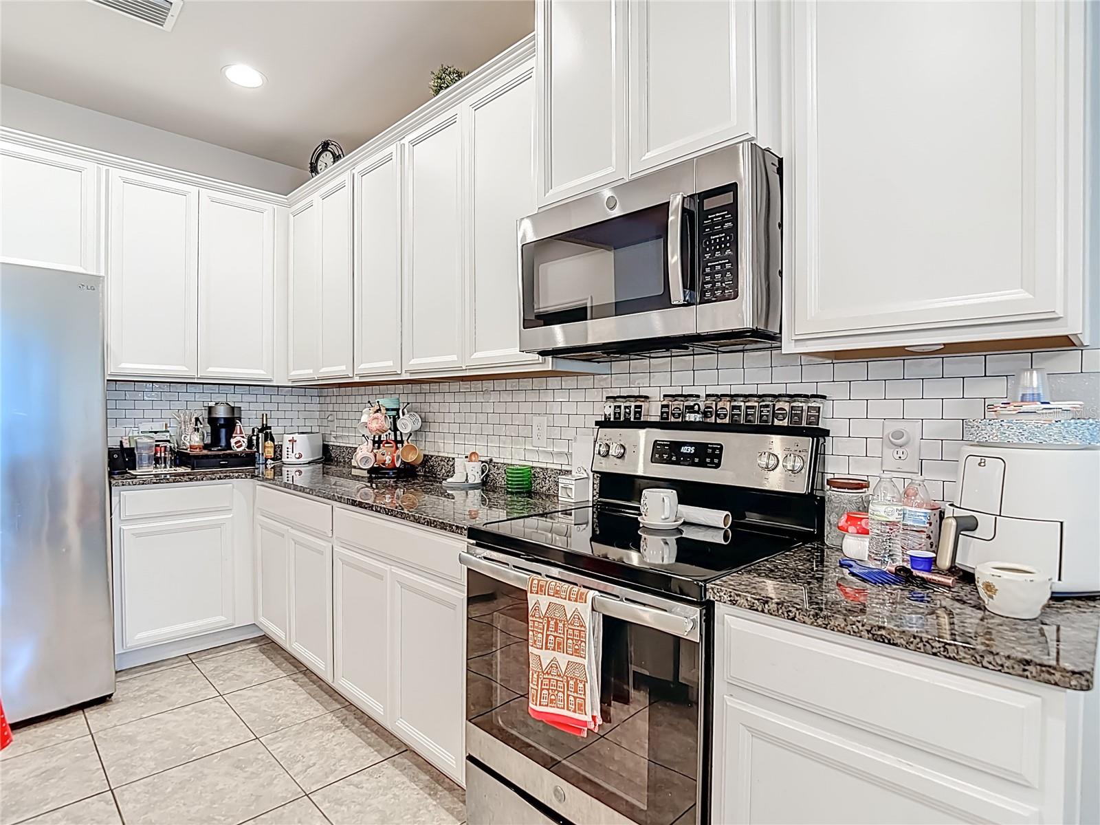 Listing photo id 12 for 10567 Heron Hideaway Loop