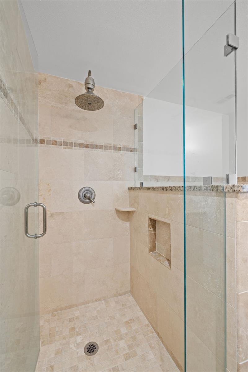 Image 18 of 39 For 345 Bayshore Boulevard 1809