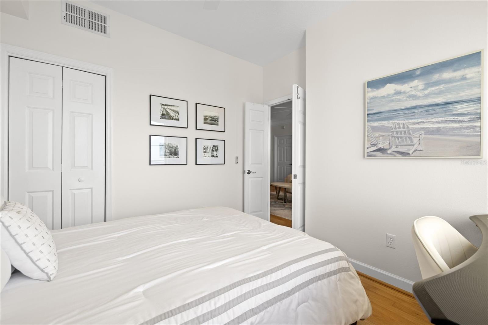 Image 20 of 39 For 345 Bayshore Boulevard 1809