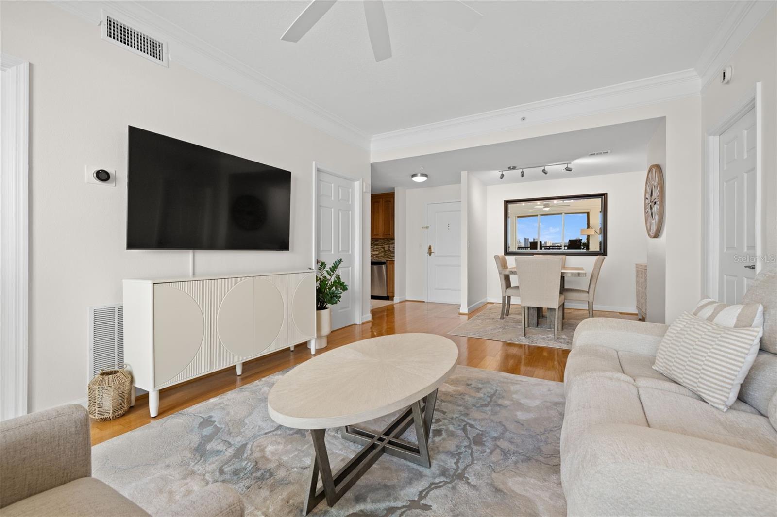 Image 3 of 39 For 345 Bayshore Boulevard 1809