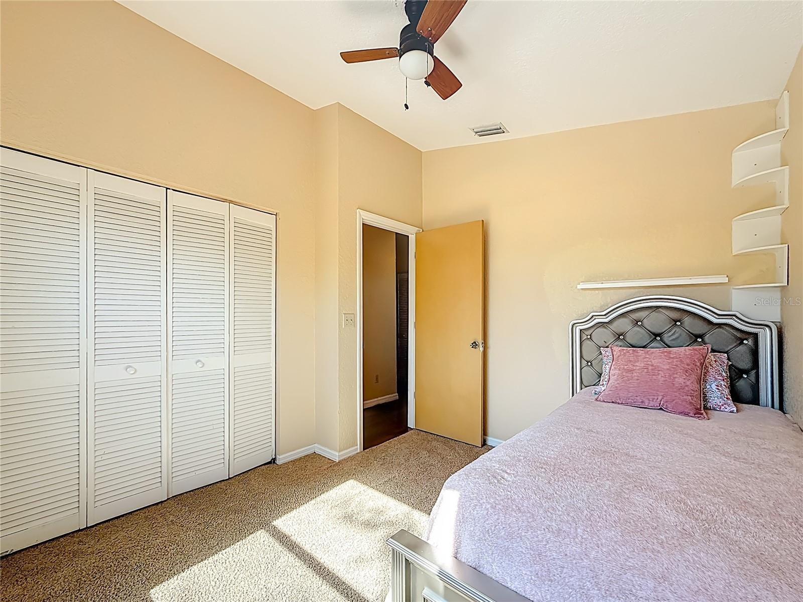 Image 38 of 77 For 7322 54th Avenue N