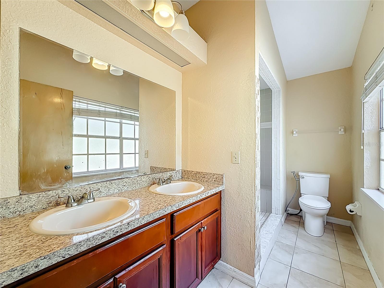 Image 51 of 77 For 7322 54th Avenue N