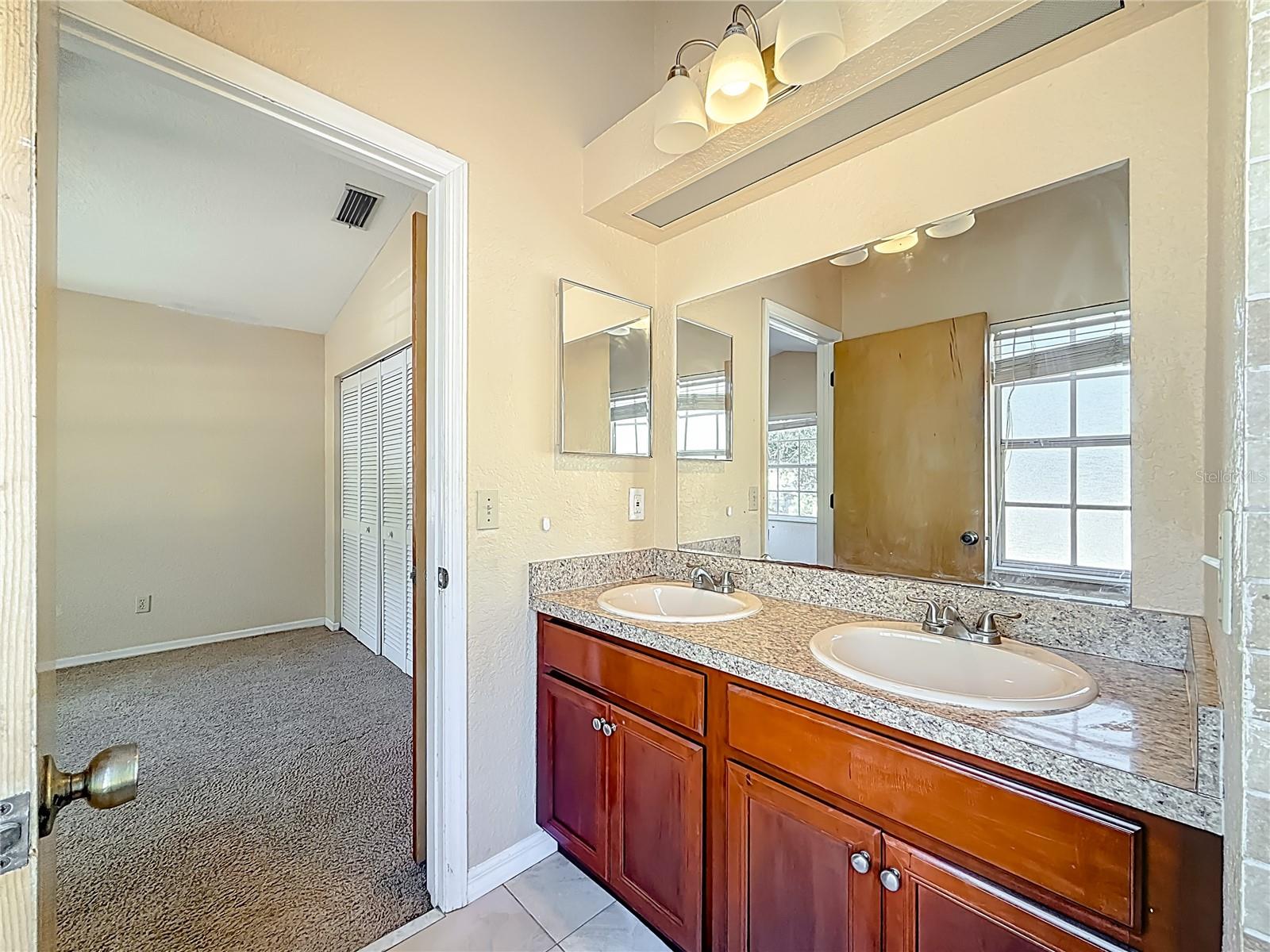 Image 54 of 77 For 7322 54th Avenue N