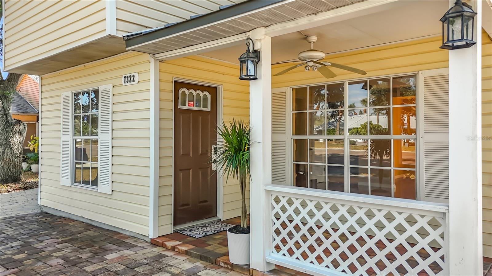 Image 6 of 77 For 7322 54th Avenue N