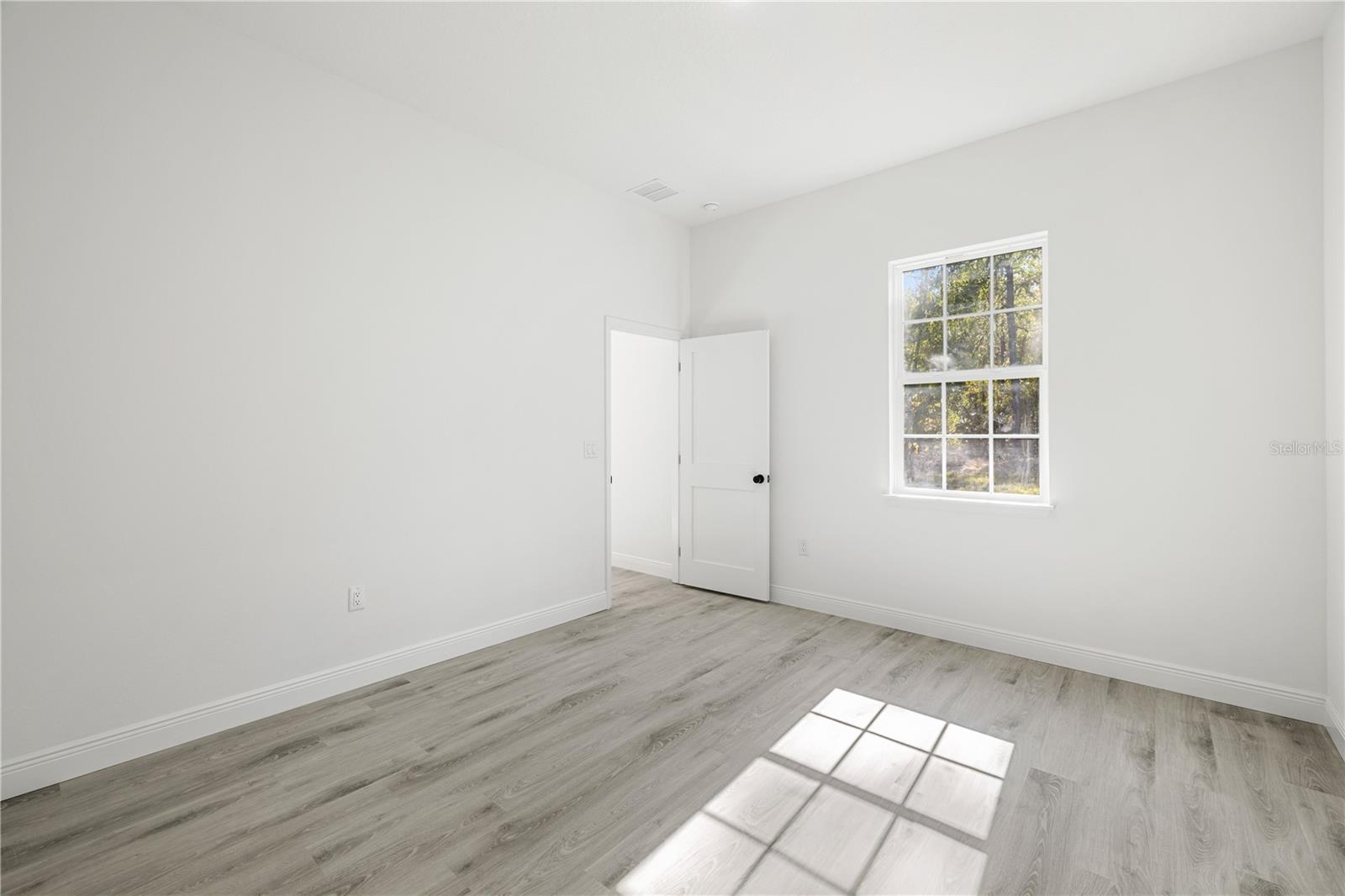 Image 17 of 40 For 12879 Sw 58 Circle