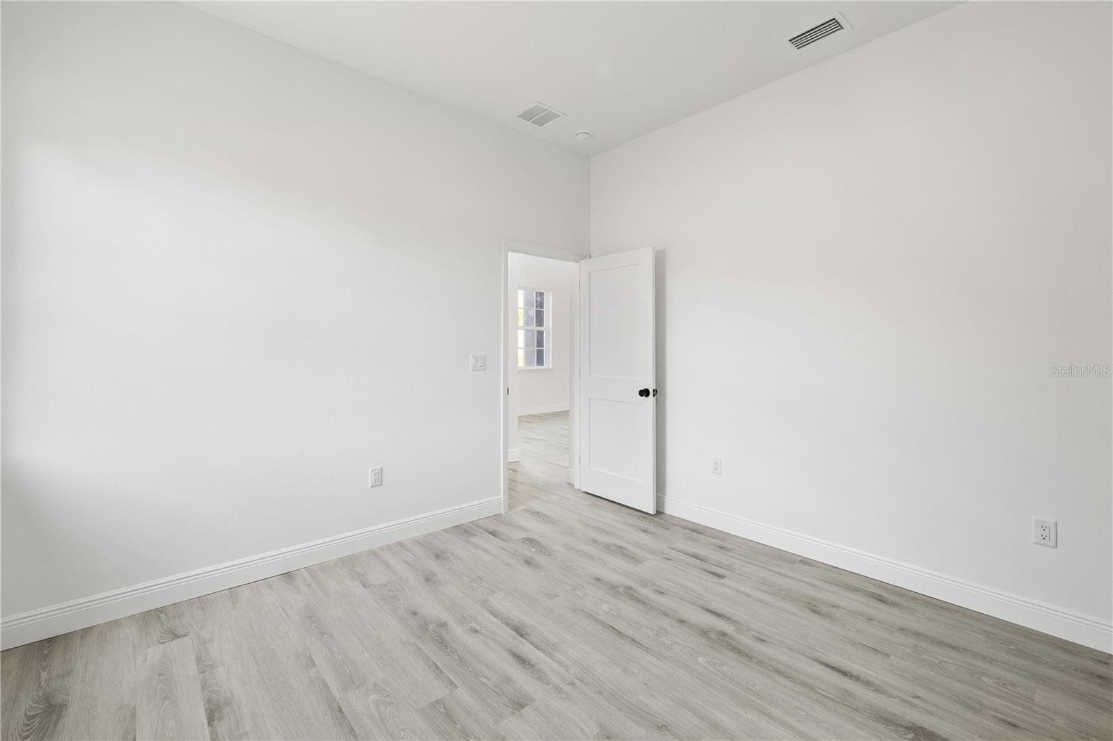 Image 21 of 40 For 12879 Sw 58 Circle