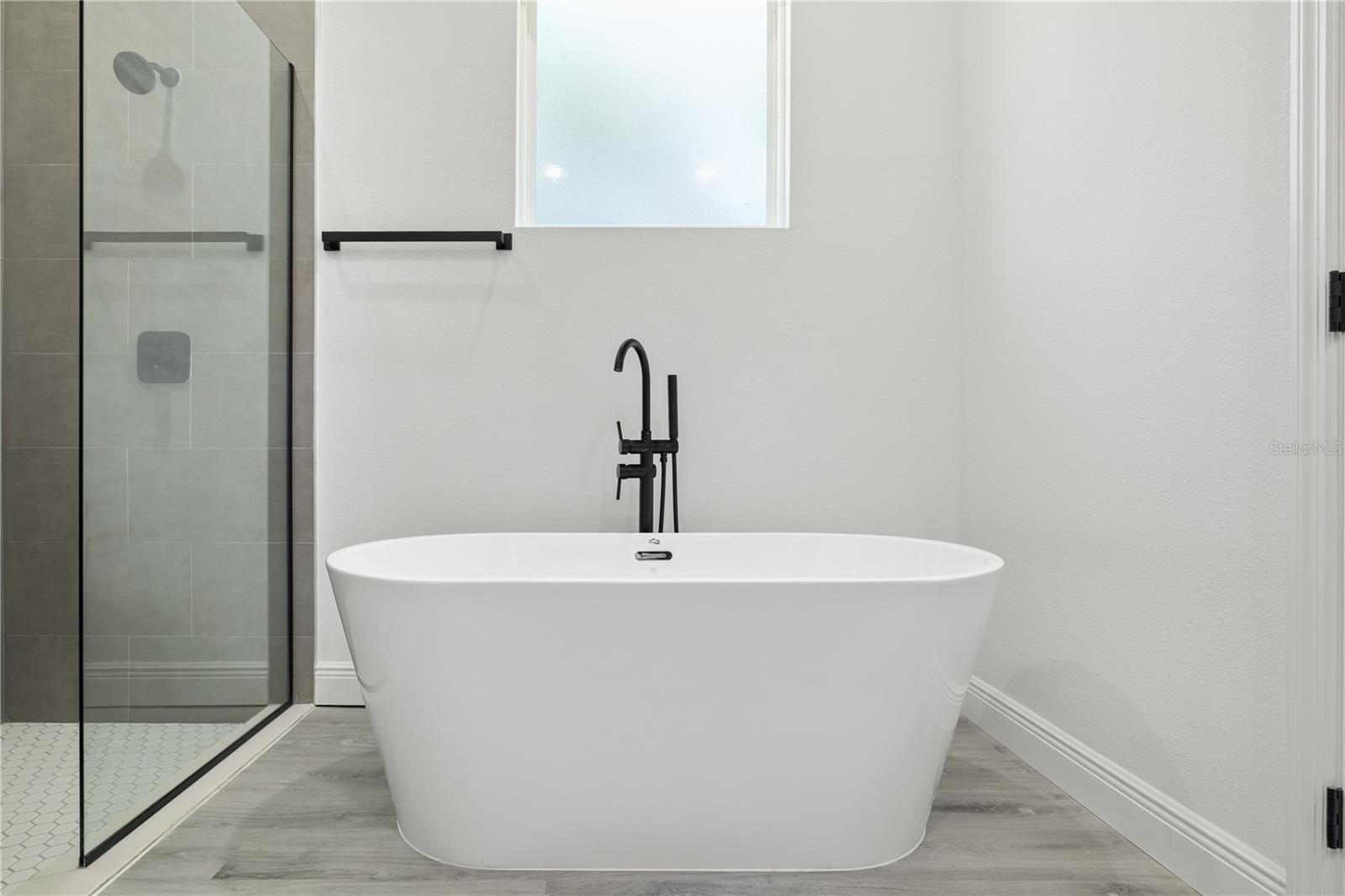 Image 28 of 40 For 12879 Sw 58 Circle