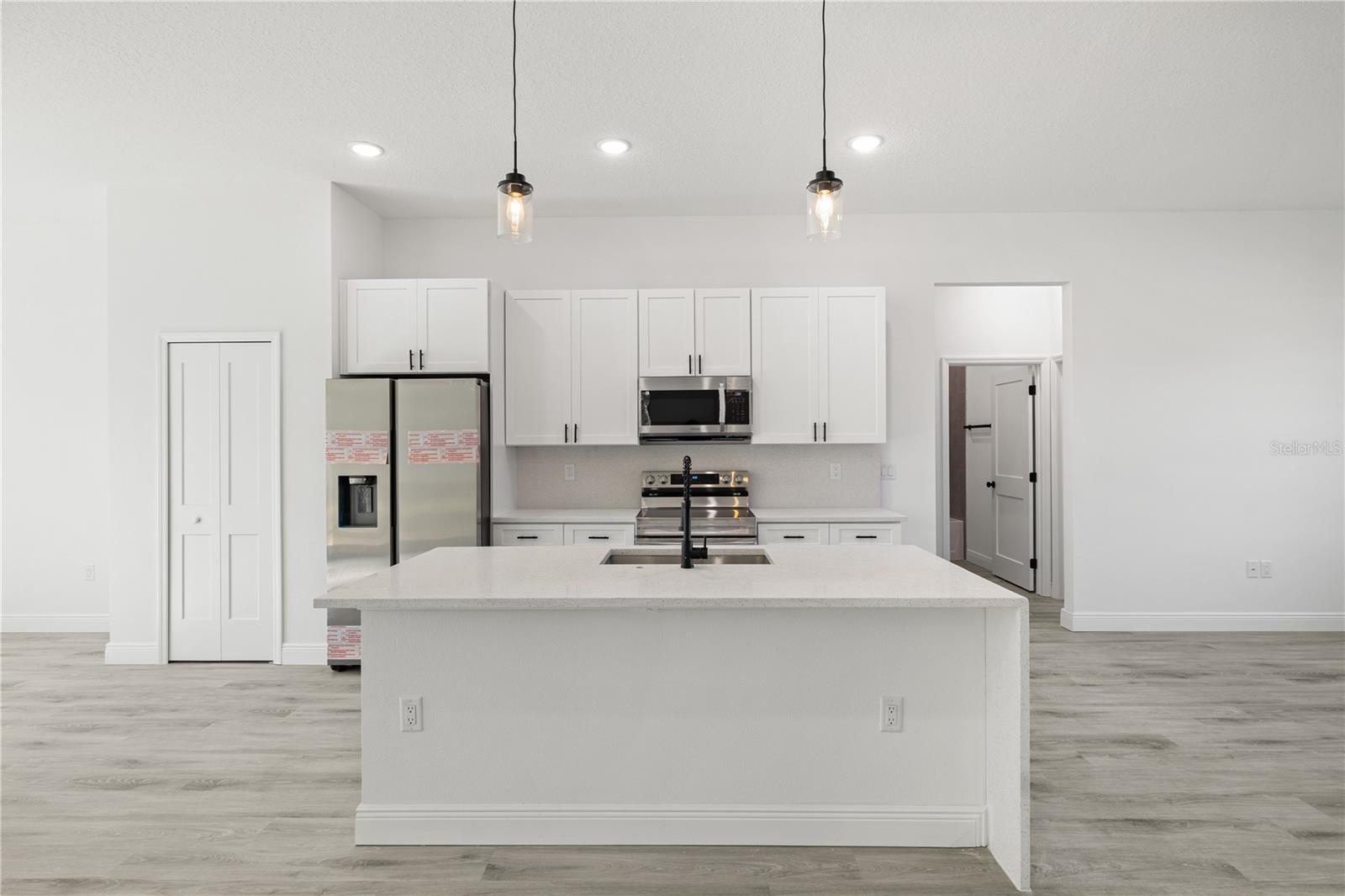 Image 6 of 40 For 12879 Sw 58 Circle