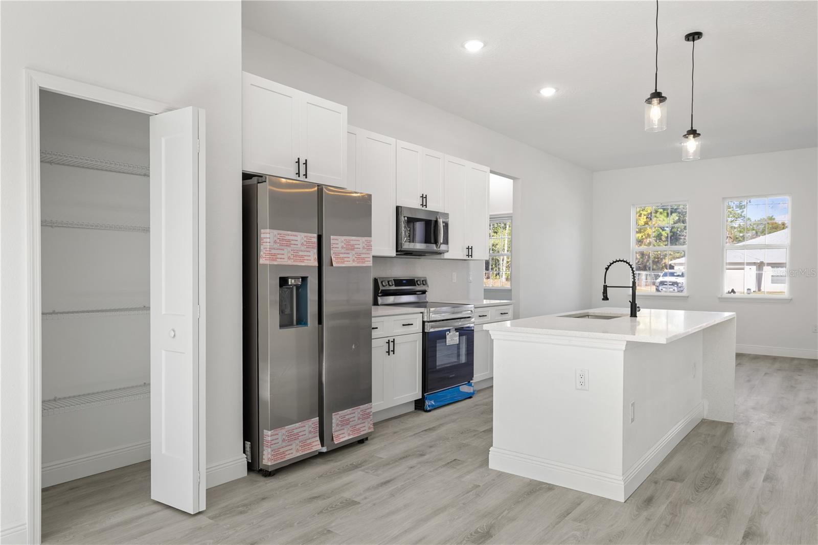 Image 9 of 40 For 12879 Sw 58 Circle