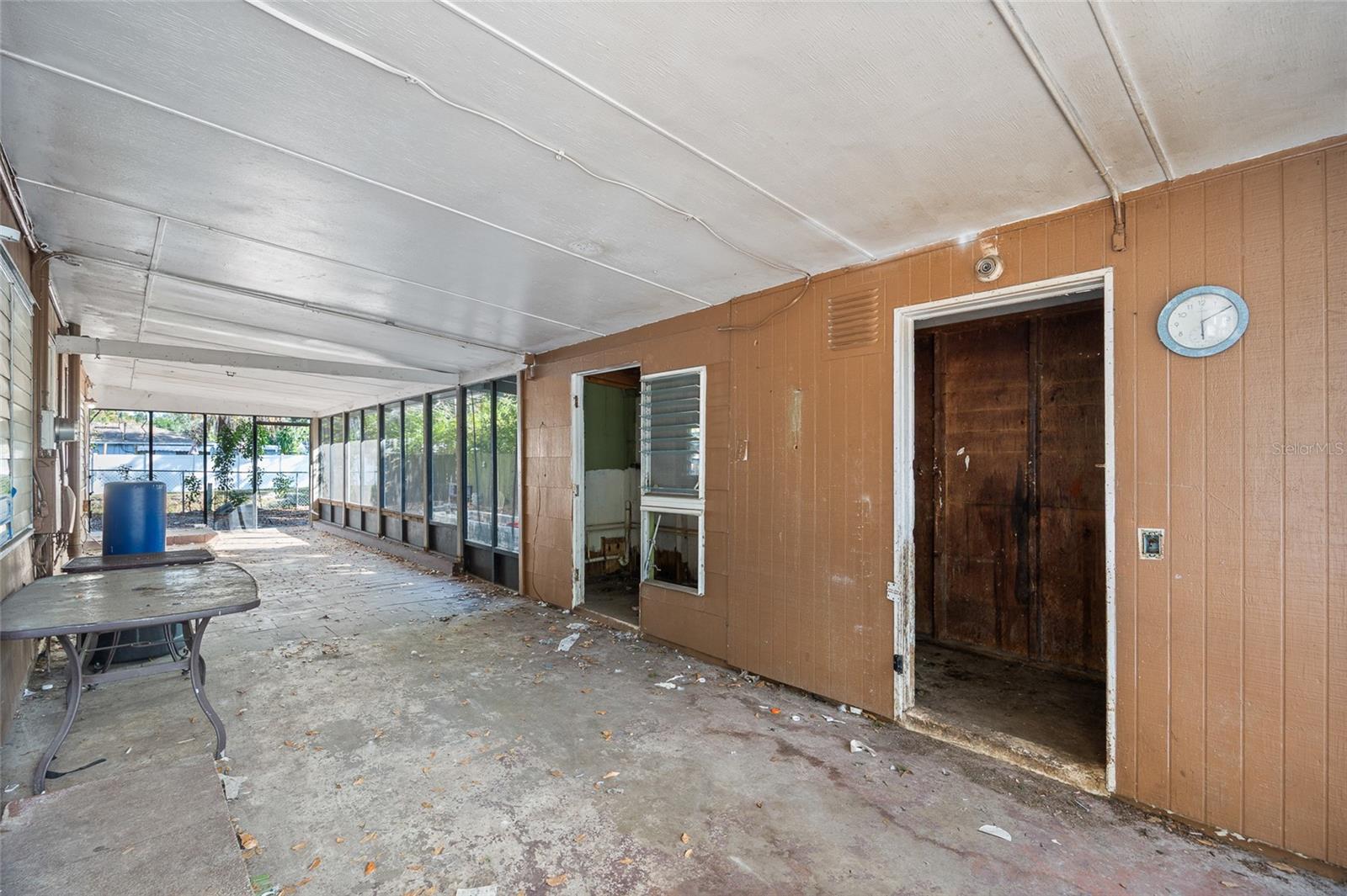 Image 18 of 44 For 7117 15th Street N